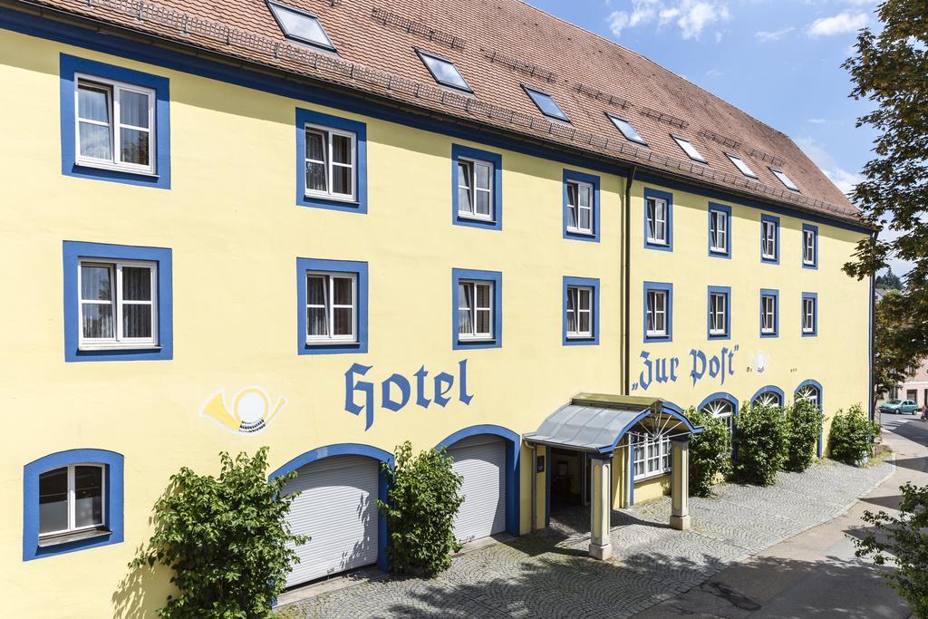 Hotel-Gasthof Zur Post Velburg Exterior photo